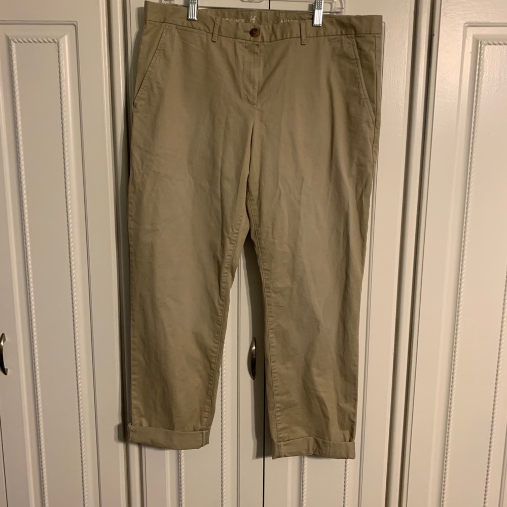 GAP khaki!